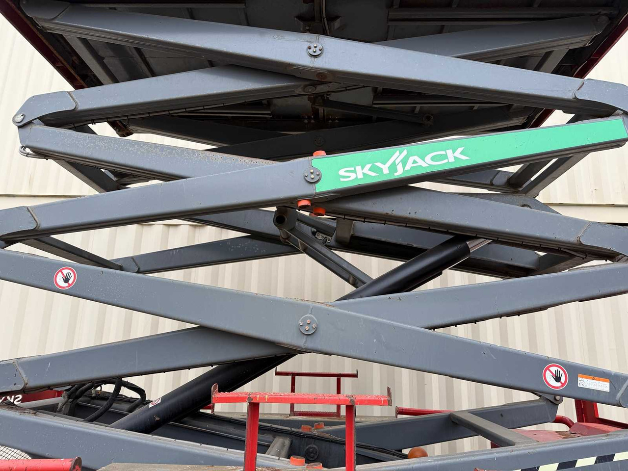 Plataforma elevadora SKYJACK - SJ8841RT 4X4 DIESEL - 14.5 METERS - 2016 - AERIAL WORK PLATFORM: foto 45