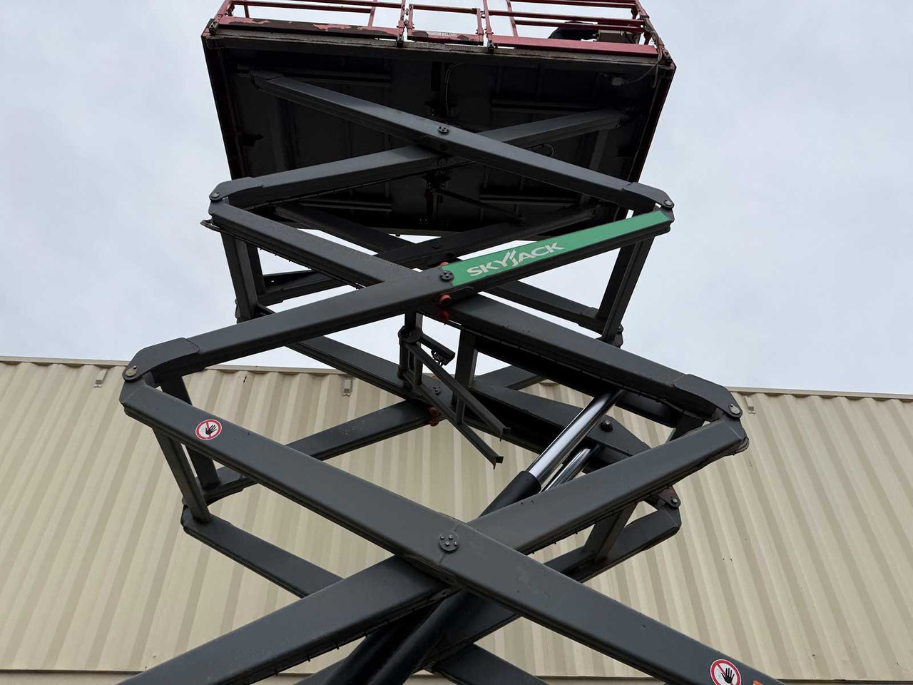 Plataforma elevadora SKYJACK - SJ8841RT 4X4 DIESEL - 14.5 METERS - 2016 - AERIAL WORK PLATFORM: foto 47