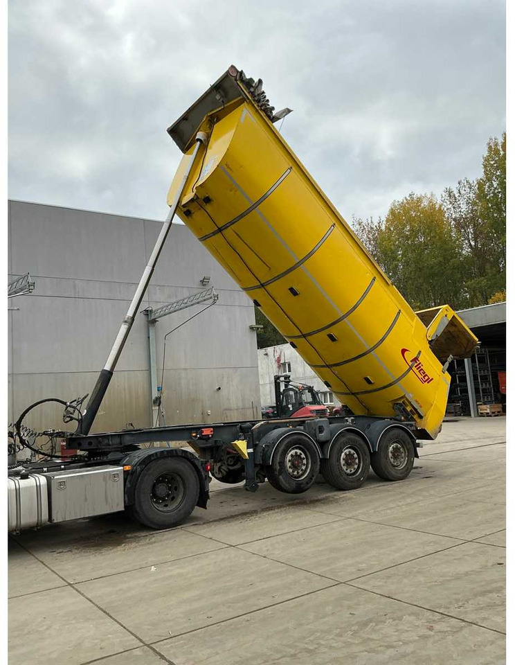 FLIEGL SDS01 TIPPER TRAILER - Semirremolque: foto 2 FLIEGL SDS01 TIPPER TRAILER - Semirremolque: foto 2