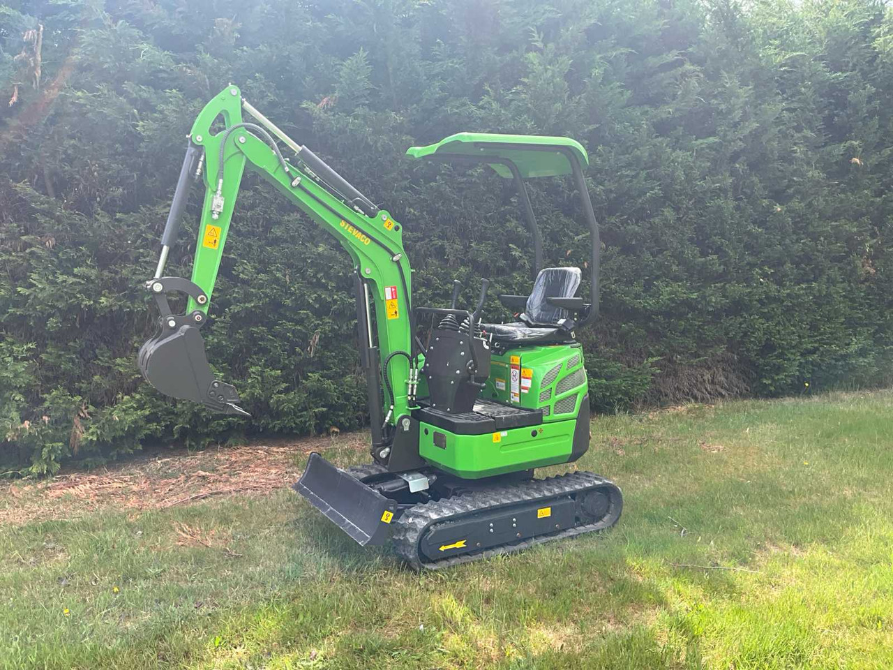 Stevaco - Miniexcavadora: foto 2 Stevaco - Miniexcavadora: foto 2
