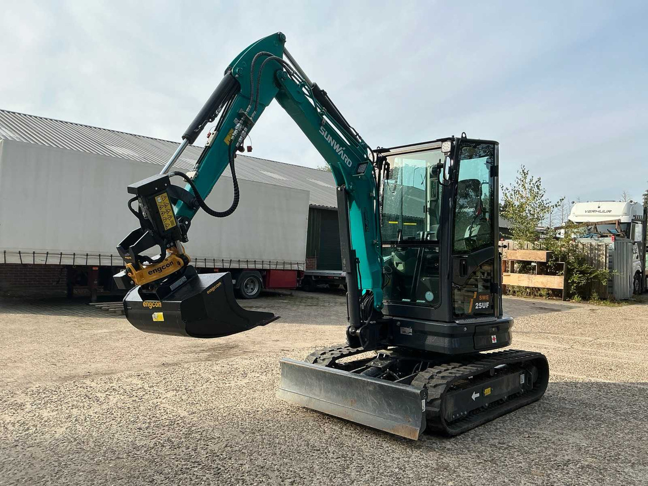 Sunward SWE25UF - Excavadora de cadenas: foto 1 Sunward SWE25UF - Excavadora de cadenas: foto 1