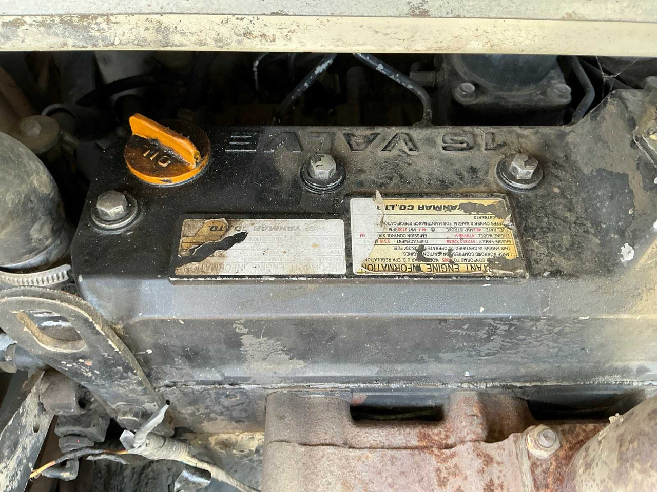 Takeuchi TAKEUCHI - TB175 - MIDI-EXCAVATOR - 2006 - Excavadora de cadenas: foto 3 Takeuchi TAKEUCHI - TB175 - MIDI-EXCAVATOR - 2006 - Excavadora de cadenas: foto 3