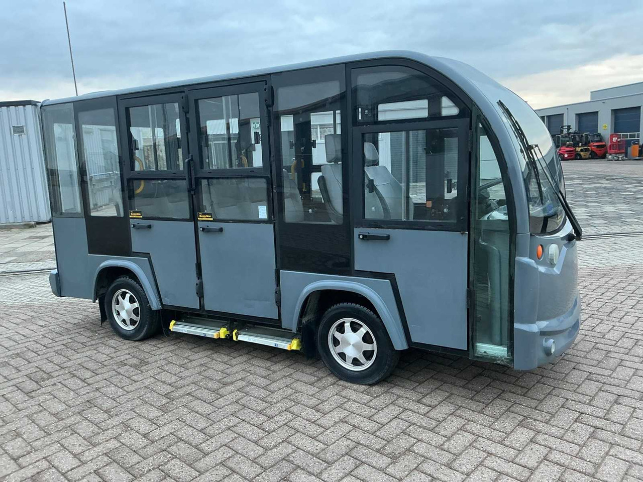 Towrite 8 seater bpv - Tractor municipal: foto 5 Towrite 8 seater bpv - Tractor municipal: foto 5