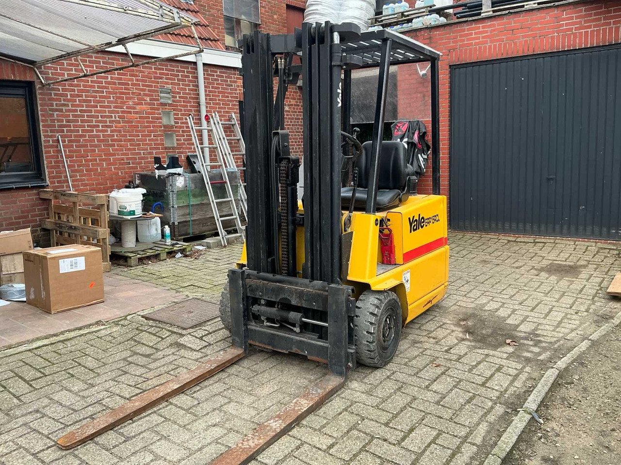 YALE ERP15RCL FORKLIFT - Carretilla elevadora: foto 1 YALE ERP15RCL FORKLIFT - Carretilla elevadora: foto 1