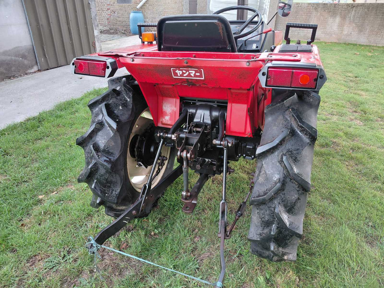 Yanmar F20 - Mini tractor: foto 4 Yanmar F20 - Mini tractor: foto 4