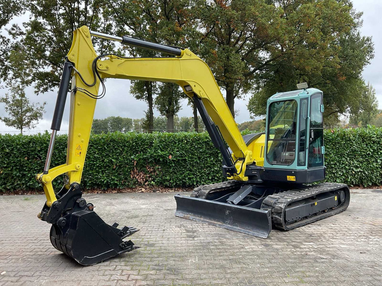 Yanmar VIO80 - Excavadora de cadenas: foto 1 Yanmar VIO80 - Excavadora de cadenas: foto 1