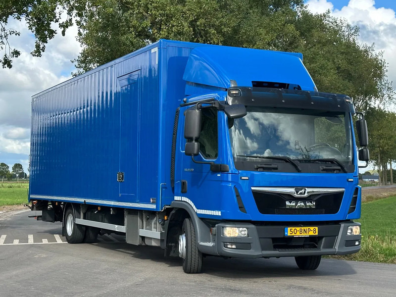 MAN TGL TGL12.220 EURO6. 820x248x230. - Camión caja cerrada: foto 2 MAN TGL TGL12.220 EURO6. 820x248x230. - Camión caja cerrada: foto 2