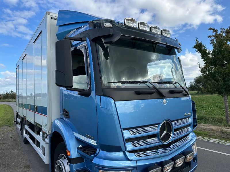 Mercedes-Benz Antos ANTOS 1924L EURO6. 2017. Geisoleerde opbouw 610x244x238 - Camión frigorífico: foto 3 Mercedes-Benz Antos ANTOS 1924L EURO6. 2017. Geisoleerde opbouw 610x244x238 - Camión frigorífico: foto 3