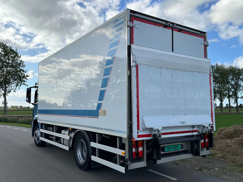 Mercedes-Benz Antos ANTOS 1924L EURO6. 2017. Geisoleerde opbouw 610x244x238 - Camión frigorífico: foto 4 Mercedes-Benz Antos ANTOS 1924L EURO6. 2017. Geisoleerde opbouw 610x244x238 - Camión frigorífico: foto 4