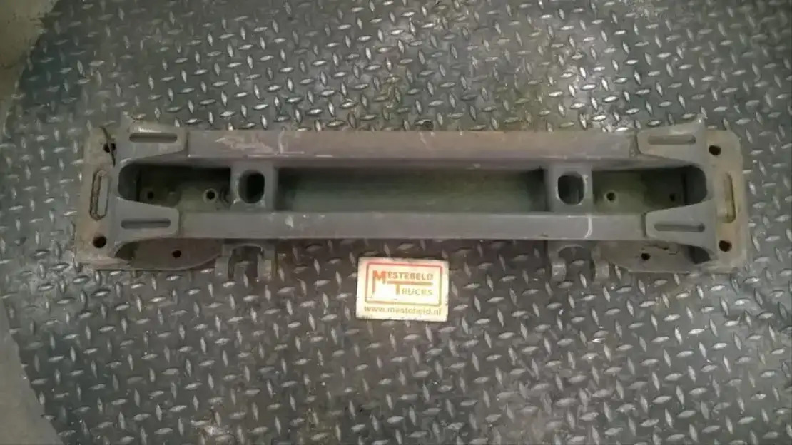DAF Bevestigingsbalk van luchtvering - Bastidor/ Chasis para Camión: foto 1 DAF Bevestigingsbalk van luchtvering - Bastidor/ Chasis para Camión: foto 1