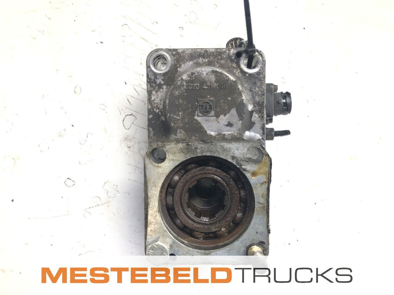 DAF PTO ZF 16S181 - Hidráulica para Camión: foto 1 DAF PTO ZF 16S181 - Hidráulica para Camión: foto 1