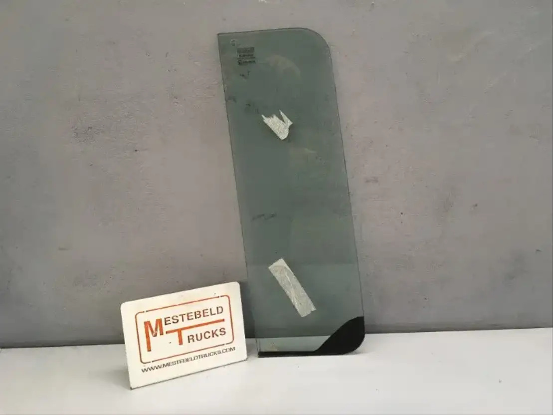 DAF Zijruit XF105 rechts - Cabina e interior para Camión: foto 1 DAF Zijruit XF105 rechts - Cabina e interior para Camión: foto 1