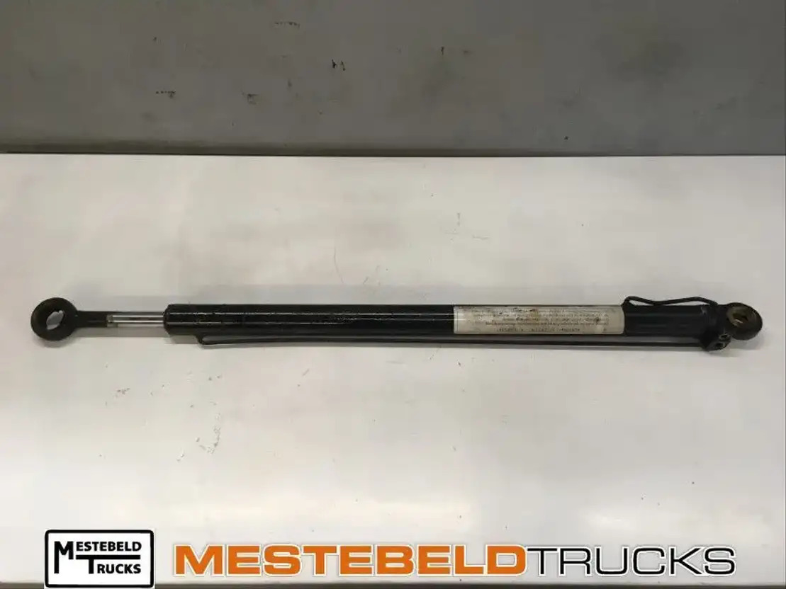 MAN Cabinekantelcilinder - Bastidor/ Chasis para Camión: foto 1 MAN Cabinekantelcilinder - Bastidor/ Chasis para Camión: foto 1