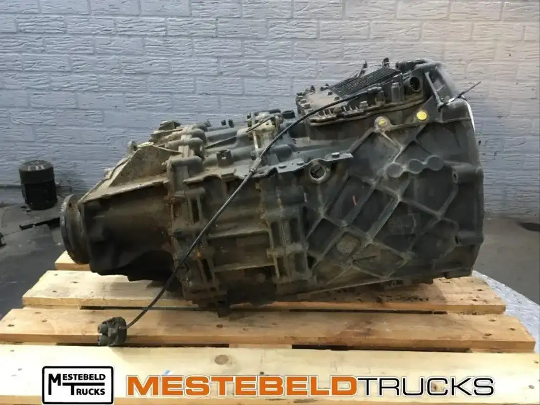 MAN Versnellingsbak 12 AS 2130 TD - Caja de cambios y piezas para Camión: foto 1 MAN Versnellingsbak 12 AS 2130 TD - Caja de cambios y piezas para Camión: foto 1
