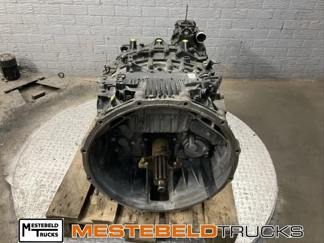 MAN Versnellingsbak 12AS2130TD - Caja de cambios y piezas para Camión: foto 4 MAN Versnellingsbak 12AS2130TD - Caja de cambios y piezas para Camión: foto 4
