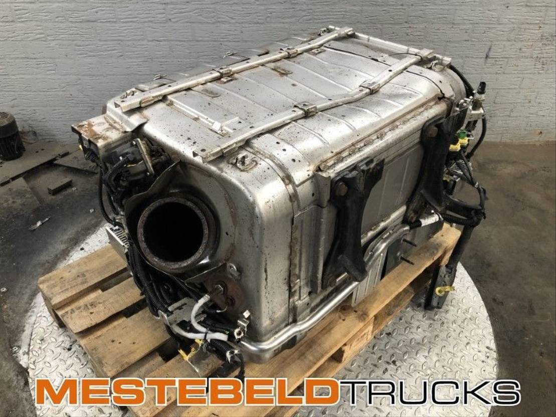 Mercedes-Benz Katalysator 1845 - Silenciador/ Sistema de escape para Camión: foto 2 Mercedes-Benz Katalysator 1845 - Silenciador/ Sistema de escape para Camión: foto 2