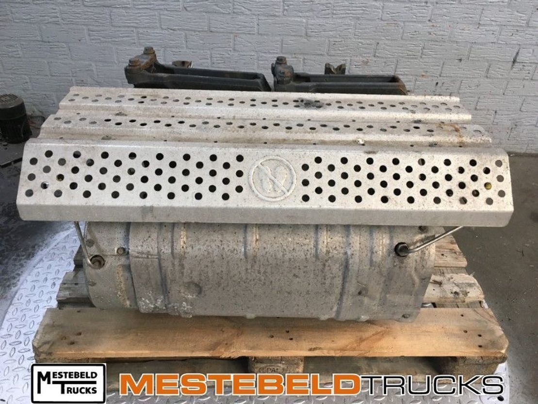 Mercedes-Benz Katalysator EATU - Silenciador/ Sistema de escape para Camión: foto 1 Mercedes-Benz Katalysator EATU - Silenciador/ Sistema de escape para Camión: foto 1