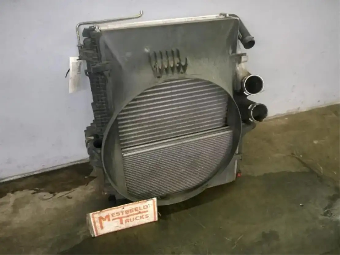 Mercedes-Benz Radiateur+intercooler Atego - Sistema de refrigeración para Camión: foto 1 Mercedes-Benz Radiateur+intercooler Atego - Sistema de refrigeración para Camión: foto 1
