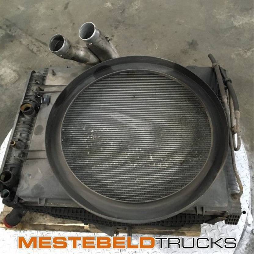 Mercedes-Benz Radiateur + intercooler - Sistema de refrigeración para Camión: foto 1 Mercedes-Benz Radiateur + intercooler - Sistema de refrigeración para Camión: foto 1