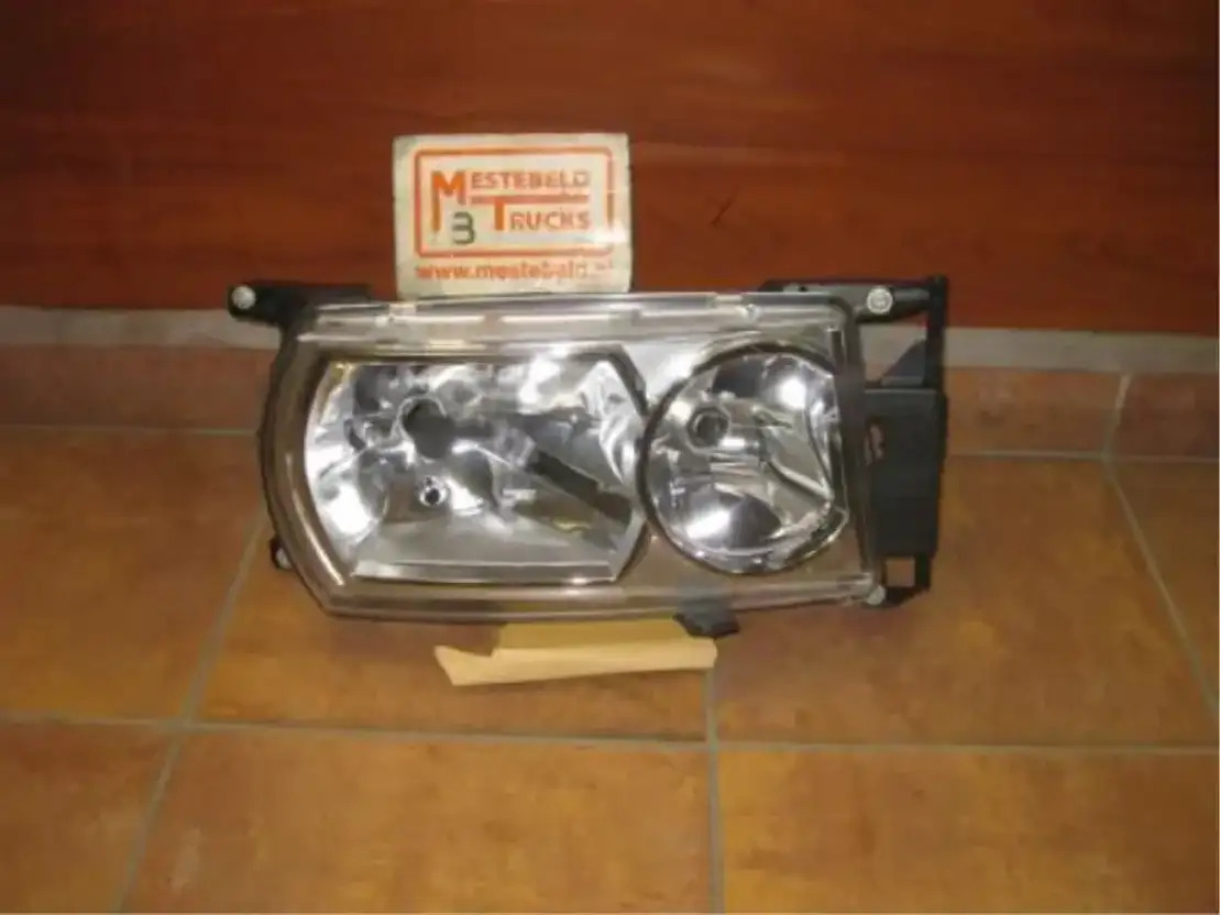 Scania Koplamp - Sistema eléctrico para Camión: foto 1 Scania Koplamp - Sistema eléctrico para Camión: foto 1