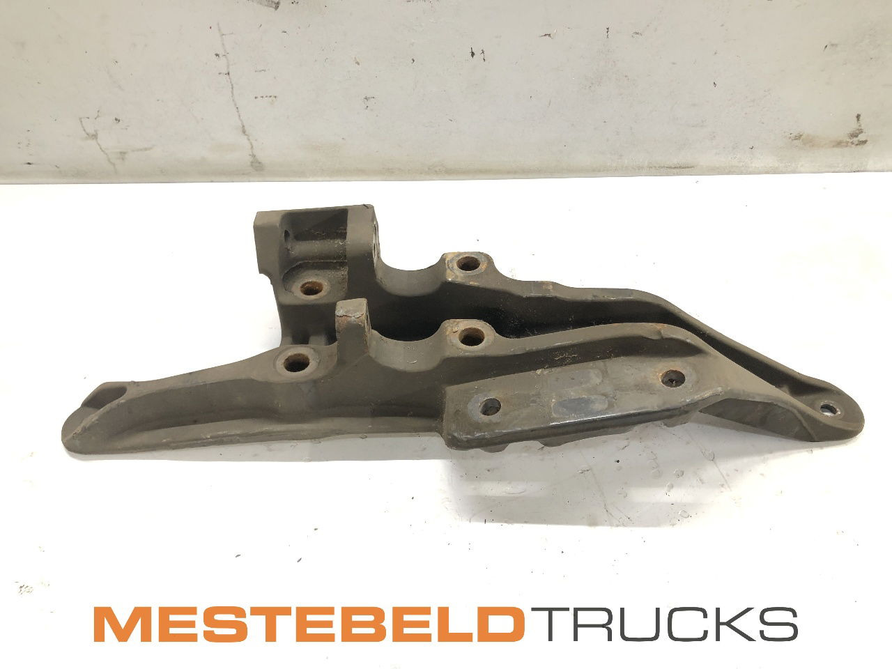 Volvo Luchtveerjuk links achteras FH2 - Bastidor/ Chasis para Camión: foto 1 Volvo Luchtveerjuk links achteras FH2 - Bastidor/ Chasis para Camión: foto 1