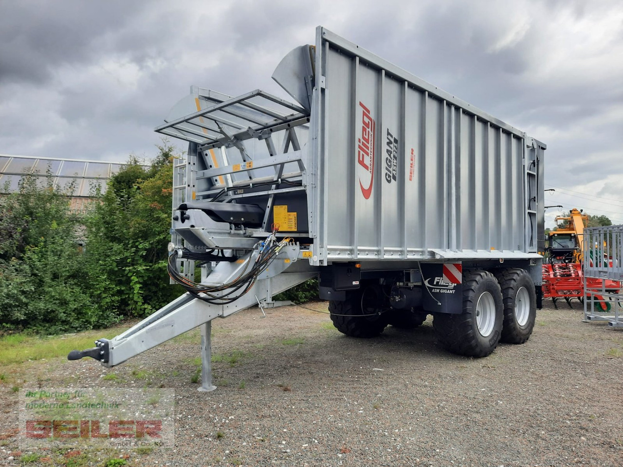 Fliegl ASW 271 C FOX "Franken-Renner" 40m³ - Remolque autocargador: foto 1 Fliegl ASW 271 C FOX "Franken-Renner" 40m³ - Remolque autocargador: foto 1
