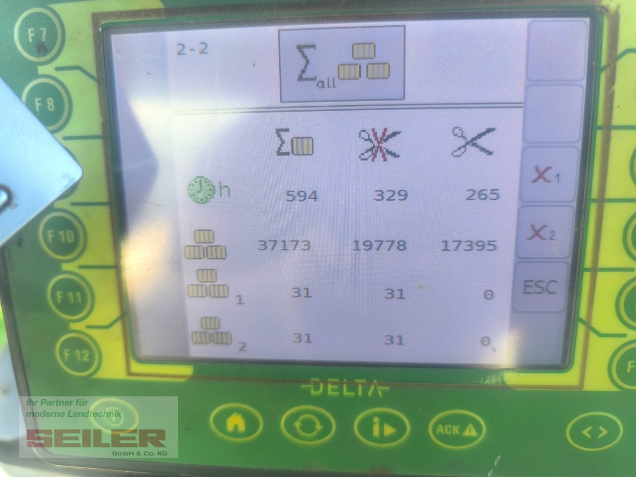 Empacadora de pacas cuadradas Krone Big Pack 1270 XC: foto 8