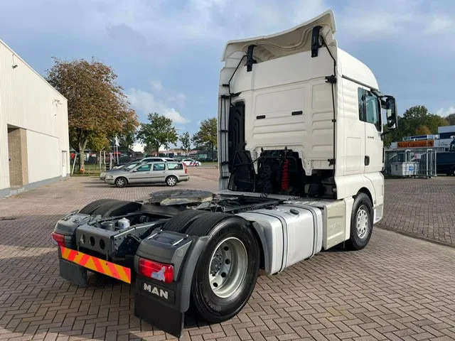 MAN TGX 18.480 Euro 6 Retarder 2 tanks - Cabeza tractora: foto 3 MAN TGX 18.480 Euro 6 Retarder 2 tanks - Cabeza tractora: foto 3