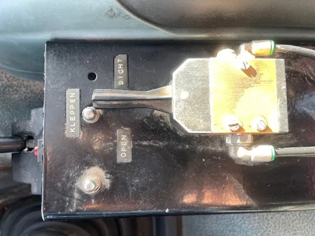 Camión volquete Ginaf X 4345 TSV 8x6 NL-Truck Manual gearbox: foto 18 Camión volquete Ginaf X 4345 TSV 8x6 NL-Truck Manual gearbox: foto 18