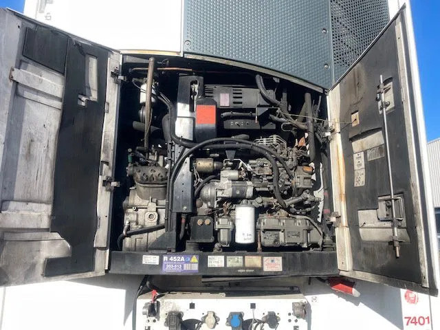 Krone SD THERMO KING Tail lift Lift axel - Semirremolque frigorífico: foto 3 Krone SD THERMO KING Tail lift Lift axel - Semirremolque frigorífico: foto 3