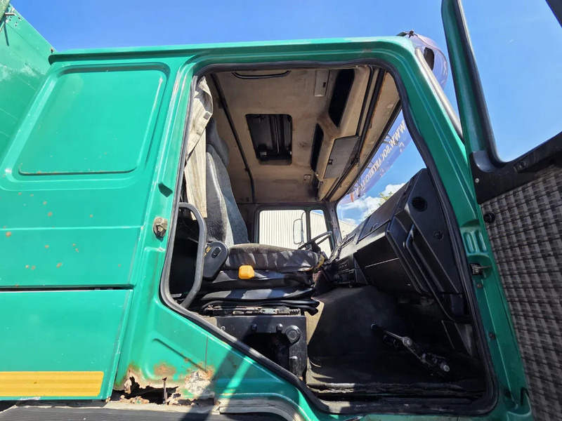 Camión caja abierta, Camión grúa MAN 26.362 6x4 Full spring Euro 2: foto 16