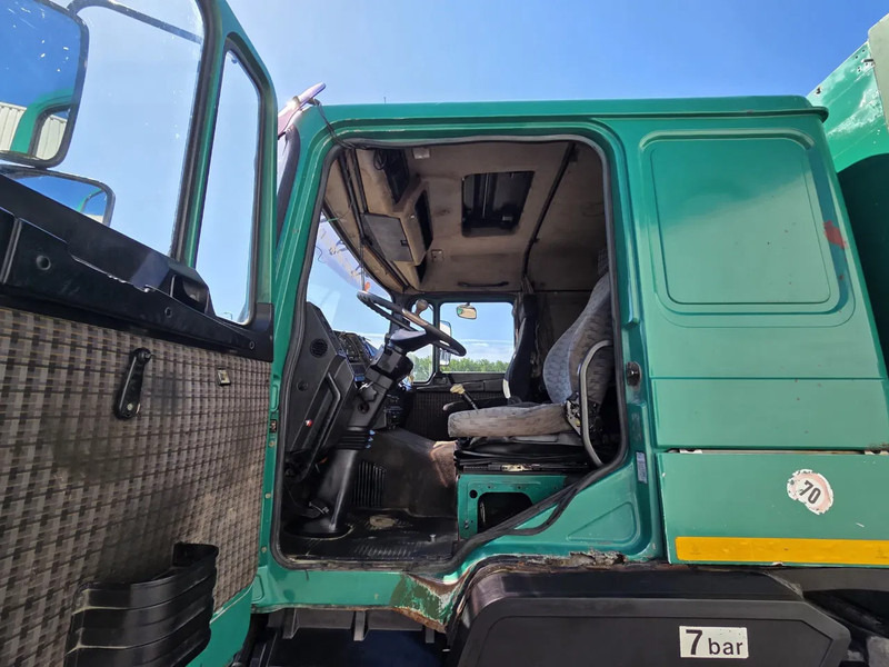 Camión caja abierta, Camión grúa MAN 26.362 6x4 Full spring Euro 2: foto 10