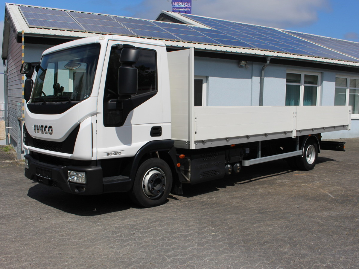 IVECO Euro Cargo 80E21 Alu Pritsche 6.10m! NEU AHK - Furgoneta caja abierta: foto 1 IVECO Euro Cargo 80E21 Alu Pritsche 6.10m! NEU AHK - Furgoneta caja abierta: foto 1