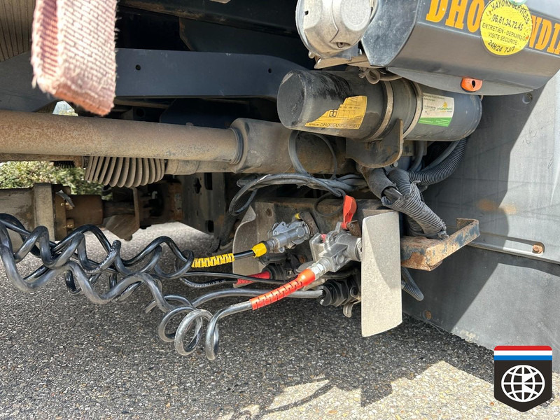 Camión lona MAN TGX 18 440 NIGHT A/C - RETARDER - COMBI FREUHAUF: foto 20 Camión lona MAN TGX 18 440 NIGHT A/C - RETARDER - COMBI FREUHAUF: foto 20