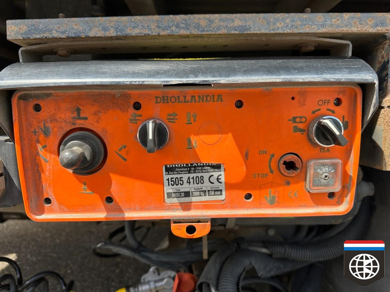 Camión lona MAN TGX 18 440 NIGHT A/C - RETARDER - COMBI FREUHAUF: foto 19 Camión lona MAN TGX 18 440 NIGHT A/C - RETARDER - COMBI FREUHAUF: foto 19