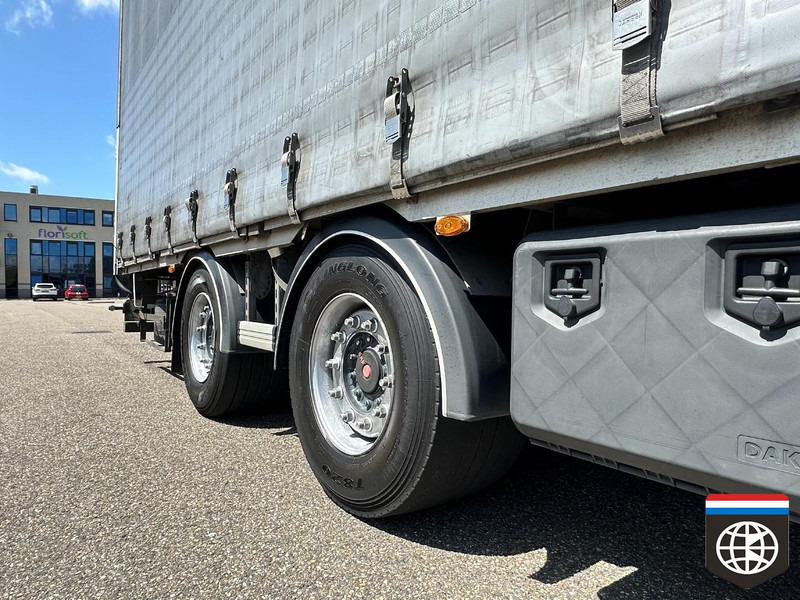 Camión lona MAN TGX 26.480 RETARDER - NIGHT A/C - 130M3 COMBINATION: foto 8