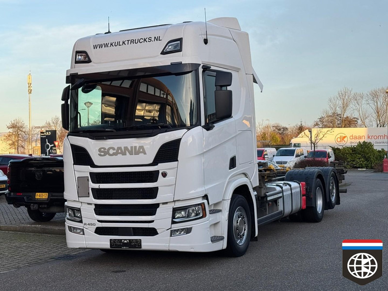 Scania R450 6X2/4 Highline Retarder Night a/c Full air - BDF CHASSIS - Concourstaat - Camión portacontenedore/ Intercambiable: foto 2 Scania R450 6X2/4 Highline Retarder Night a/c Full air - BDF CHASSIS - Concourstaat - Camión portacontenedore/ Intercambiable: foto 2