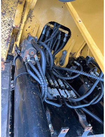 Excavadora Caterpillar 323DL - 323 DL - 323D: foto 19 Excavadora Caterpillar 323DL - 323 DL - 323D: foto 19