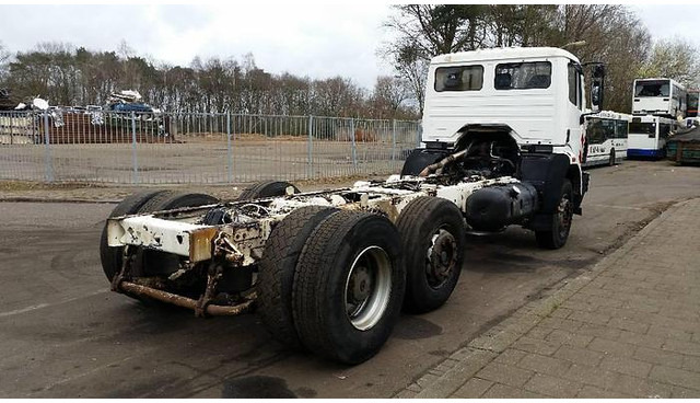 Mercedes-Benz 2524 L - Camión chasis: foto 4 Mercedes-Benz 2524 L - Camión chasis: foto 4