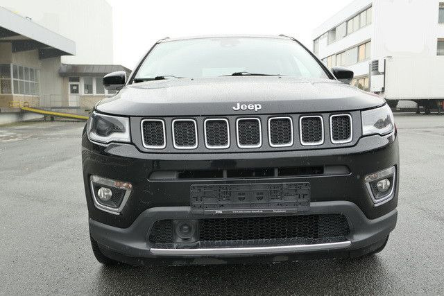 Jeep Compass Limited 4WD/AHK/Klima - SUV/ Todoterreno: foto 2 Jeep Compass Limited 4WD/AHK/Klima - SUV/ Todoterreno: foto 2