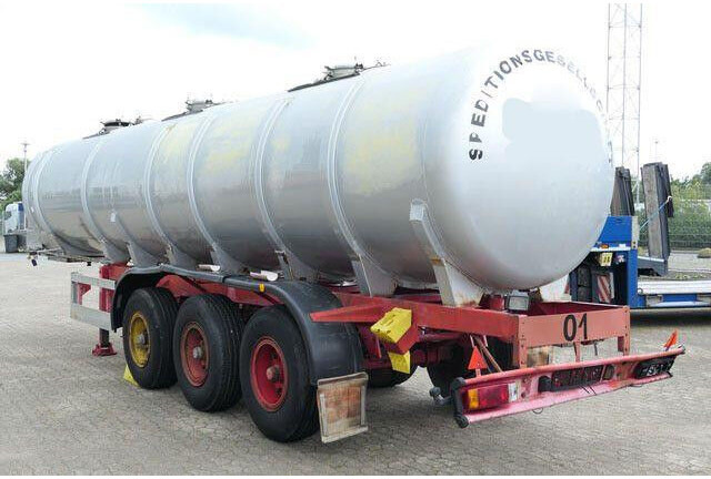 LAG GSA-C 20 S, Chemie-Tank, 25m³, Obenbefüllung - Semirremolque cisterna: foto 3 LAG GSA-C 20 S, Chemie-Tank, 25m³, Obenbefüllung - Semirremolque cisterna: foto 3