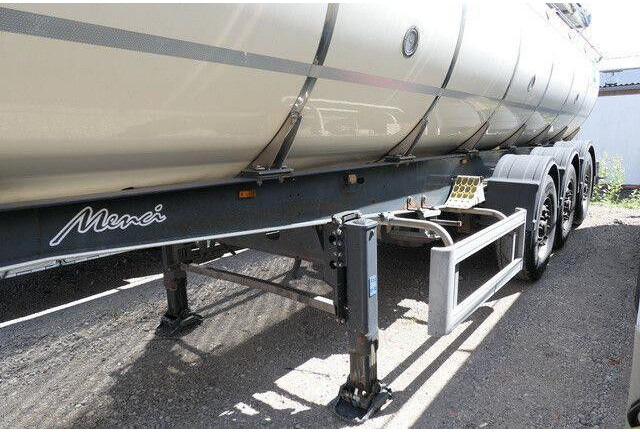 Menci SA 105, isoliert, 32m³, 4 Kammern, Alu-Felgen - Semirremolque cisterna: foto 5 Menci SA 105, isoliert, 32m³, 4 Kammern, Alu-Felgen - Semirremolque cisterna: foto 5