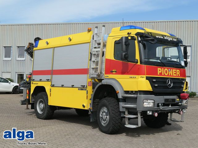 Mercedes-Benz 1833 Axor 4x4, Kran Palfinger, Rosenbauer, AHK - Camión de bomberos, Camión grúa: foto 1 Mercedes-Benz 1833 Axor 4x4, Kran Palfinger, Rosenbauer, AHK - Camión de bomberos, Camión grúa: foto 1