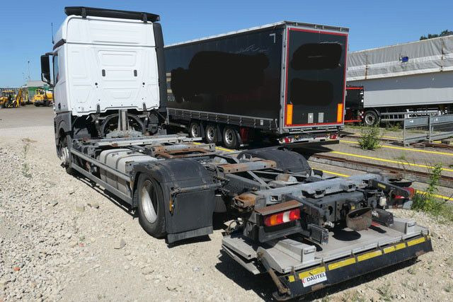 Mercedes-Benz 1842 L Actros/LBW/Retarder/BDF - Camión portacontenedore/ Intercambiable: foto 4 Mercedes-Benz 1842 L Actros/LBW/Retarder/BDF - Camión portacontenedore/ Intercambiable: foto 4