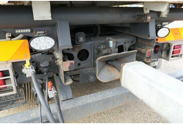 Camión volquete Mercedes-Benz 2030 L Antos 4x2, Kran,Generator,Plane,Hydraulik: foto 12