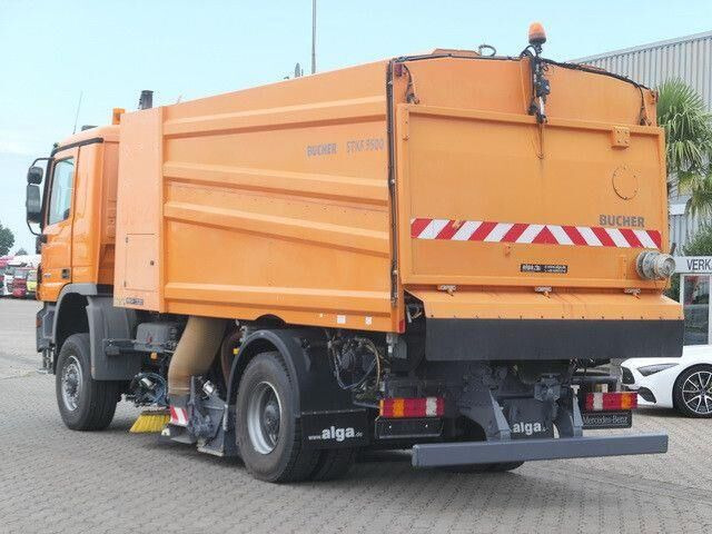 Mercedes-Benz 2032 A Actros 4x4, Bucher STKF 9500, Airport, AC - Barredora vial: foto 5 Mercedes-Benz 2032 A Actros 4x4, Bucher STKF 9500, Airport, AC - Barredora vial: foto 5
