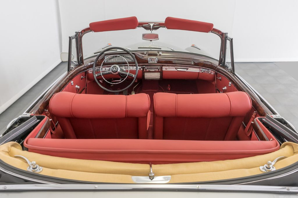 Mercedes-Benz 220 SE/Cabrio/Matching Number/ClassicData 1/Pont - Coche: foto 3 Mercedes-Benz 220 SE/Cabrio/Matching Number/ClassicData 1/Pont - Coche: foto 3