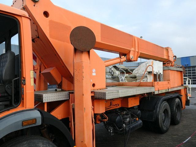 Mercedes-Benz, 2429 6X4, Ruthmann MT 325, 27,4 m - Camión con plataforma elevadora: foto 4 Mercedes-Benz, 2429 6X4, Ruthmann MT 325, 27,4 m - Camión con plataforma elevadora: foto 4