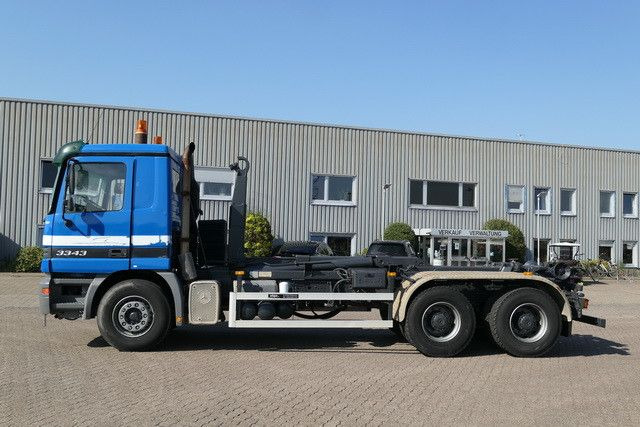 Mercedes-Benz 3343 Actros 6x4, Multilift LHS26056, Klima, AHK - Camión multibasculante: foto 4 Mercedes-Benz 3343 Actros 6x4, Multilift LHS26056, Klima, AHK - Camión multibasculante: foto 4