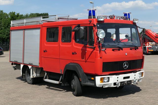 Mercedes-Benz 814 F/Feuerwehr/Pumpe/9 Sitze - Camión de bomberos, Furgoneta combi: foto 3 Mercedes-Benz 814 F/Feuerwehr/Pumpe/9 Sitze - Camión de bomberos, Furgoneta combi: foto 3